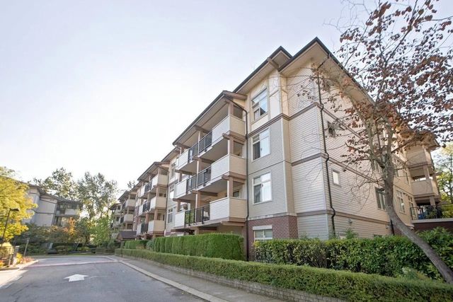 10088 148th Street 212, Surrey