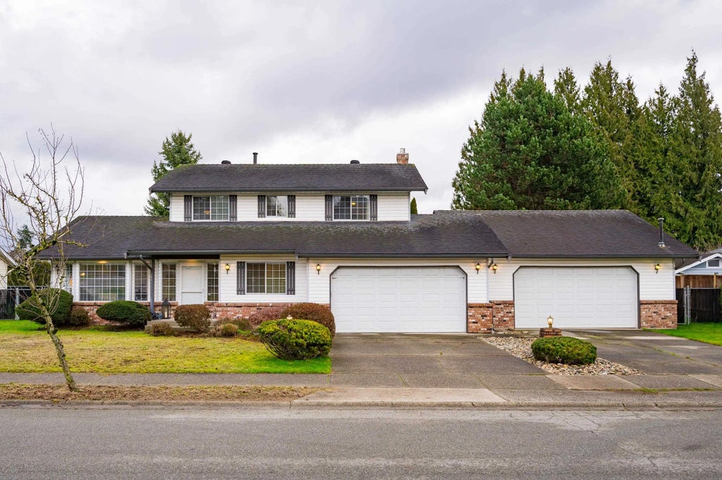5644 E Sunrise Crescent, Surrey