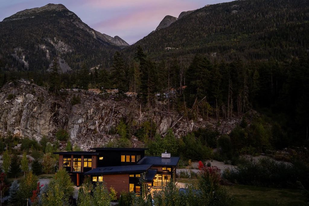 9149 Wedge Creek Rise, Whistler