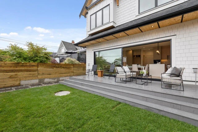 2247 Parker Street 2, Vancouver