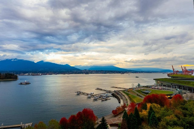 1169 W Cordova Street 1402, Vancouver