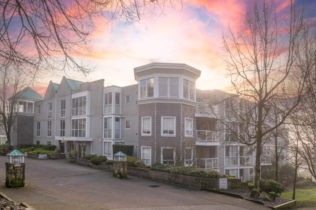 8460 Jellicoe Street 101, Vancouver