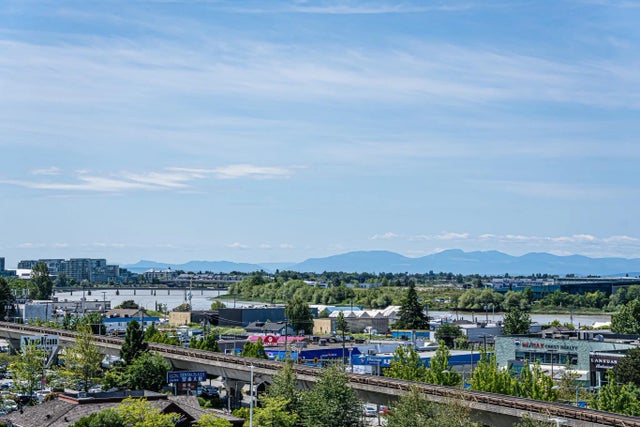 8611 Hazelbridge Way 701, Richmond