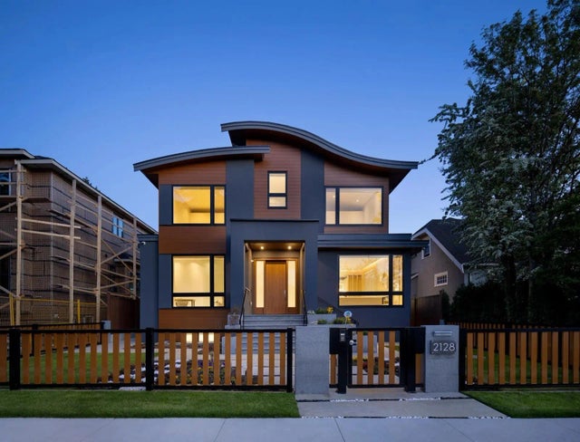 2128 W 21st Avenue 1, Vancouver