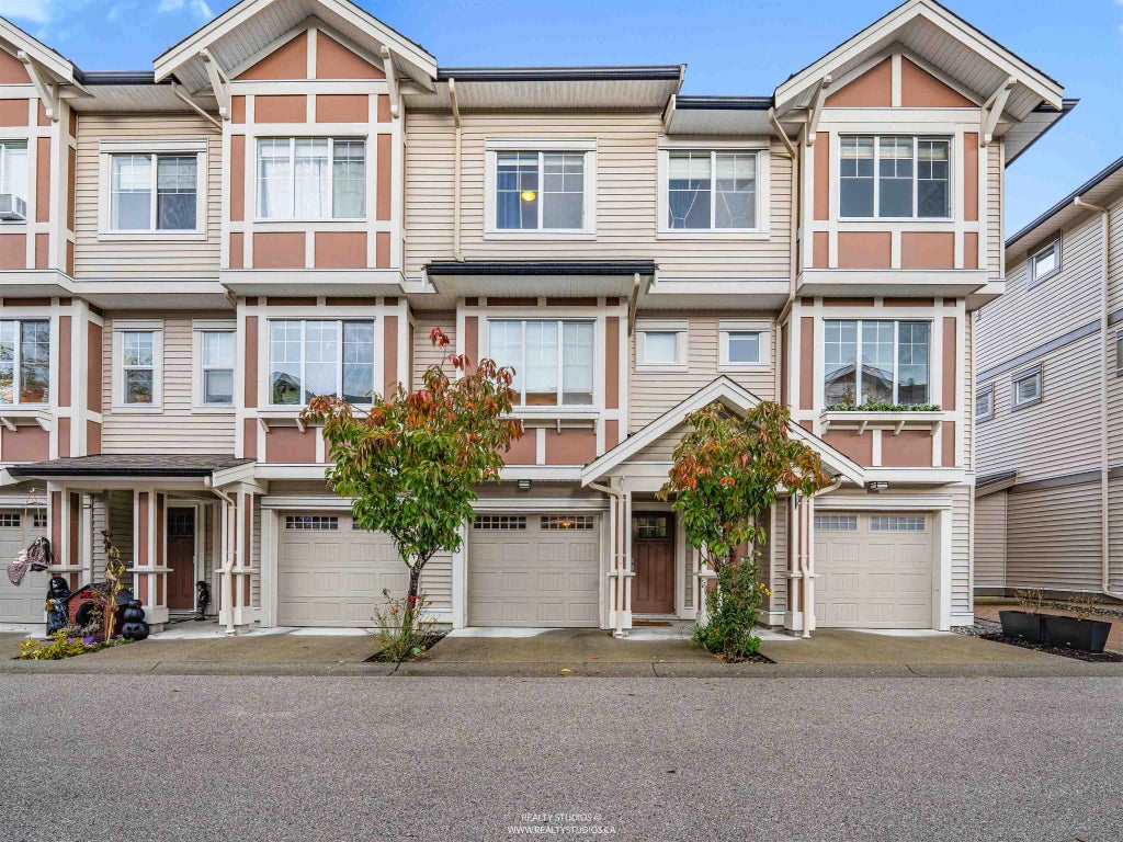 10151 240 Street 113, Maple Ridge