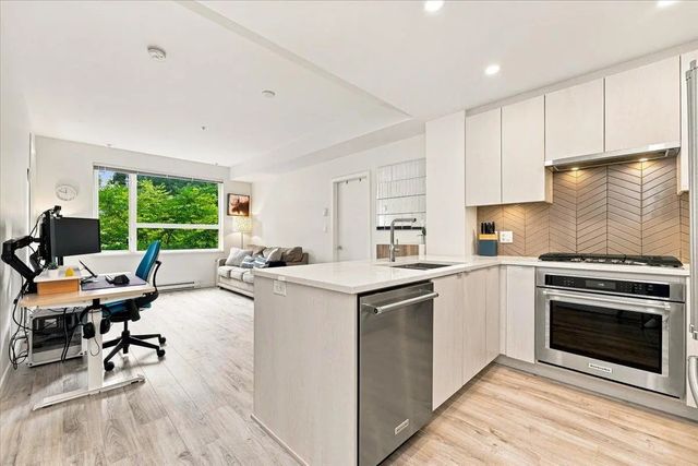 717 Breslay Street 205, Coquitlam