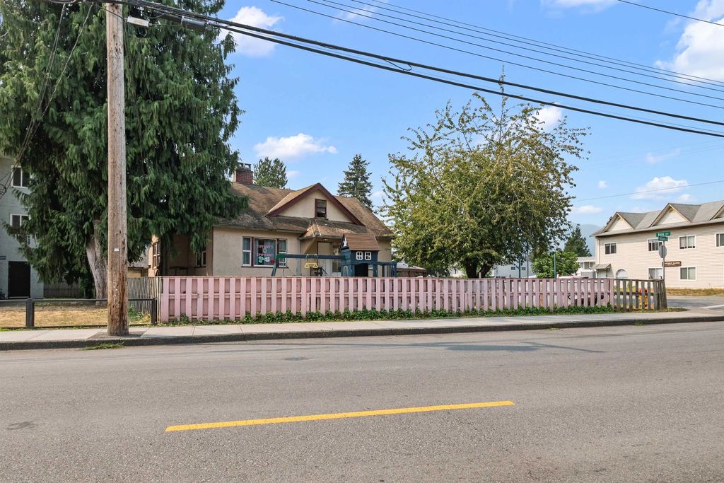 9475 Williams Street, Chilliwack