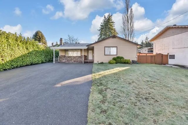 10330 140 Street, Surrey