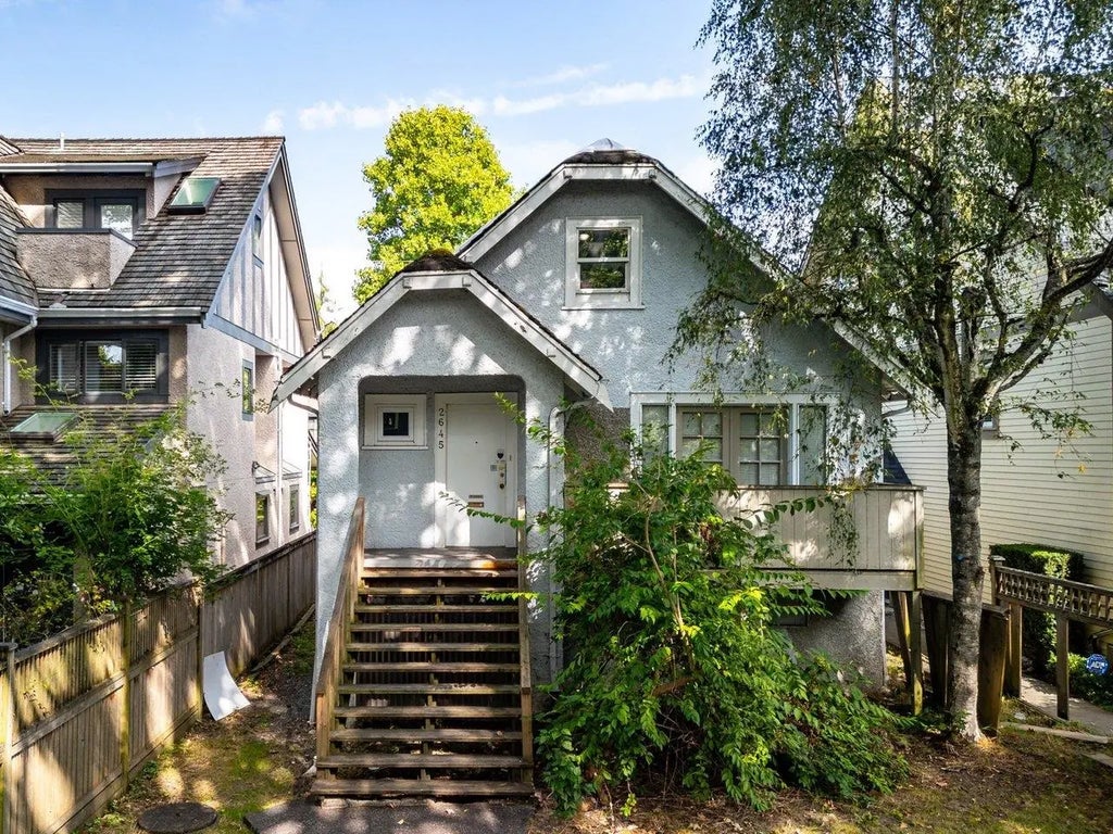 2645 W 6th Avenue, Vancouver