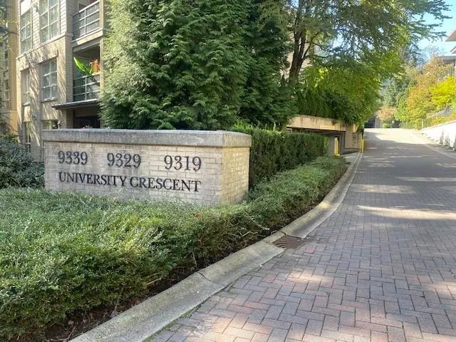 9319 University Crescent 312, Burnaby