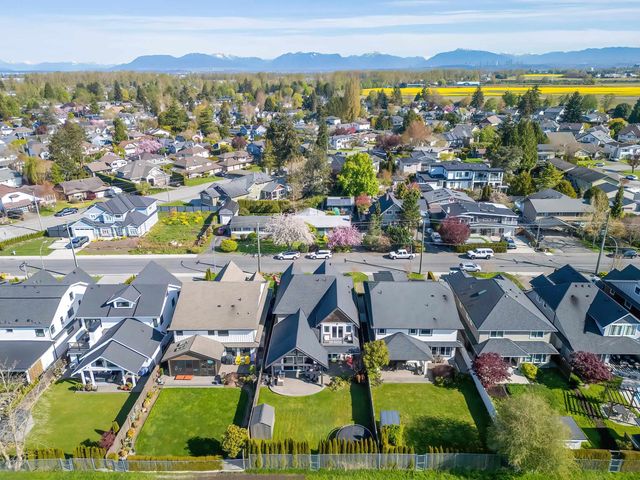 5500 52 Avenue, Ladner
