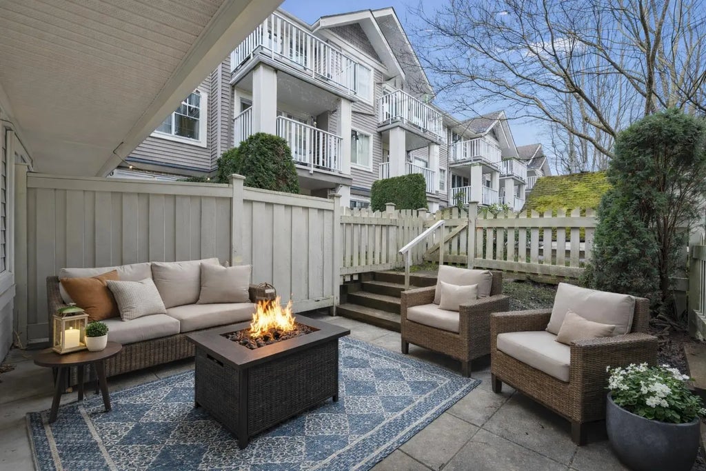 7336 Salisbury Avenue, Burnaby