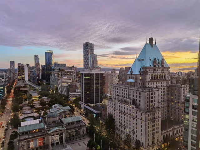 667 Howe Street 2405, Vancouver