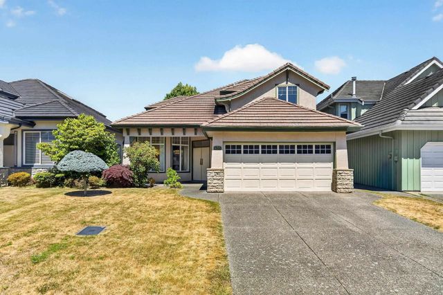 6215 Dunsmuir Crescent, Richmond