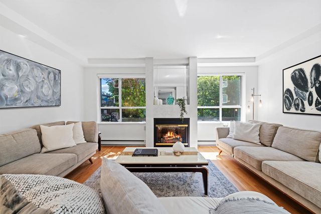 2128 W 43rd Avenue 102, Vancouver