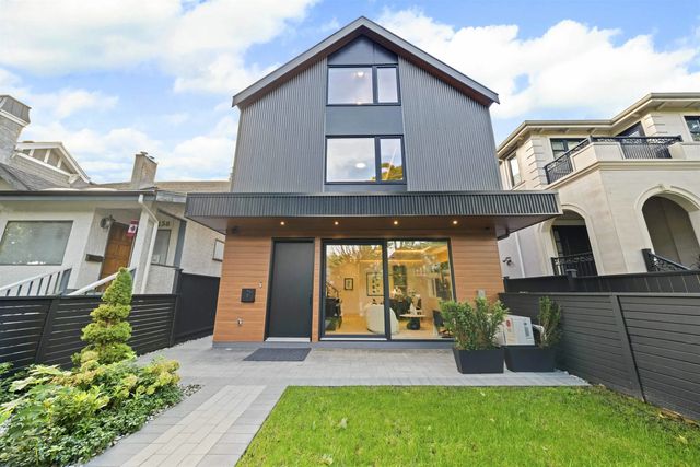 3466 W 22nd Avenue 1, Vancouver
