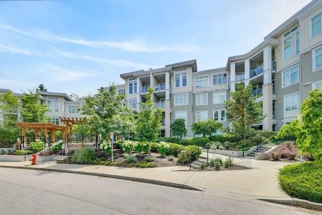 15436 31 Avenue 411, Surrey