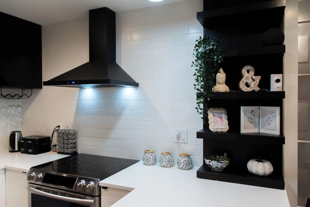 1718 Nelson Street 402, Vancouver