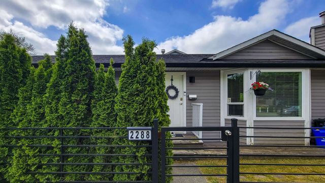 2288 Willoughby Way, Langley