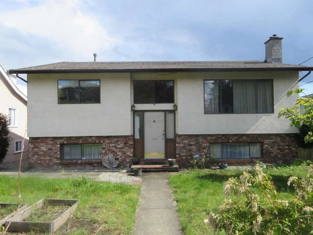 1940 Dublin Street, New Westminster