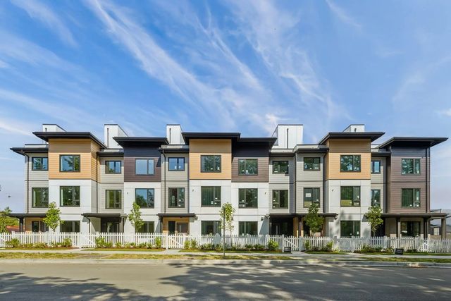 20434 72 Avenue 23, Langley