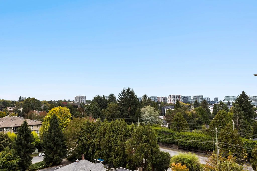 9171 Ferndale Road 916, Richmond