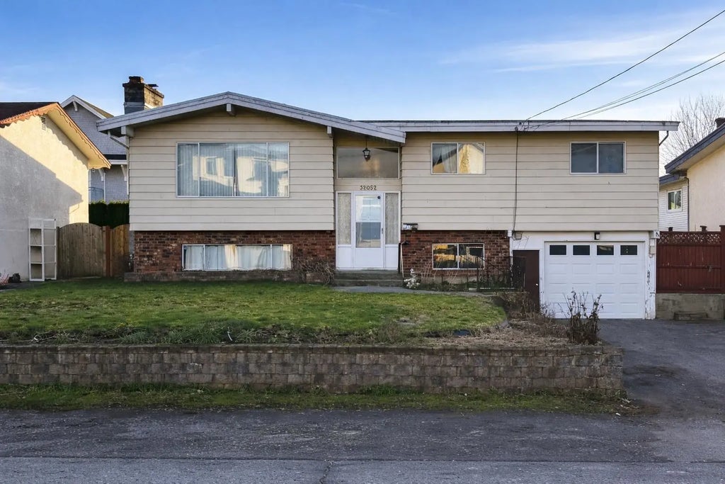 32052 Melmar Avenue, Abbotsford