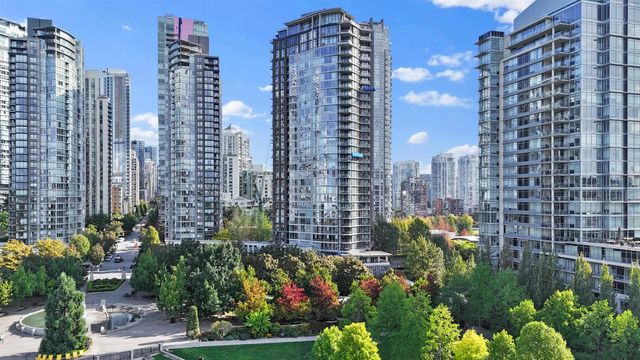 455 Beach Crescent 502, Vancouver