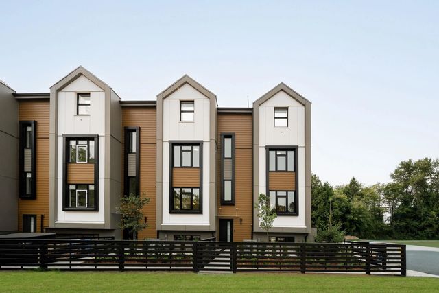 1788 168 Street 82, Surrey