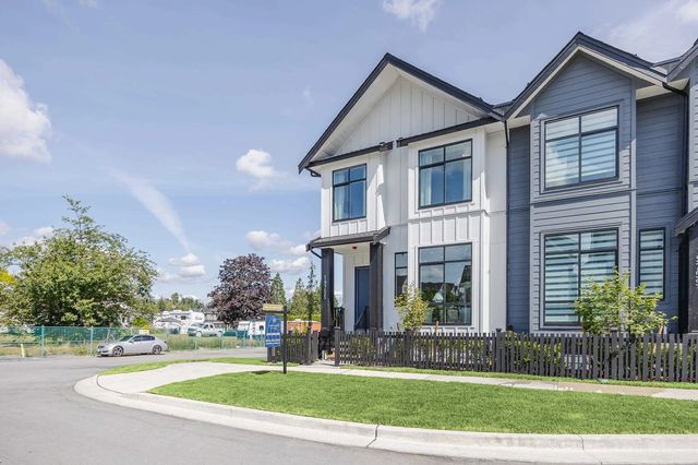 19775 75b Avenue, Langley