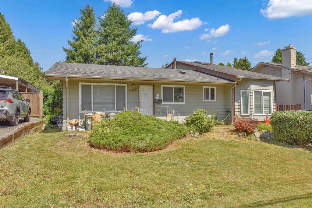 15835 Russell Avenue, White Rock