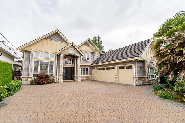 9028 Pinewell Crescent, Richmond