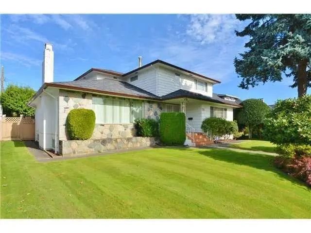 735 W 54th Avenue, Vancouver