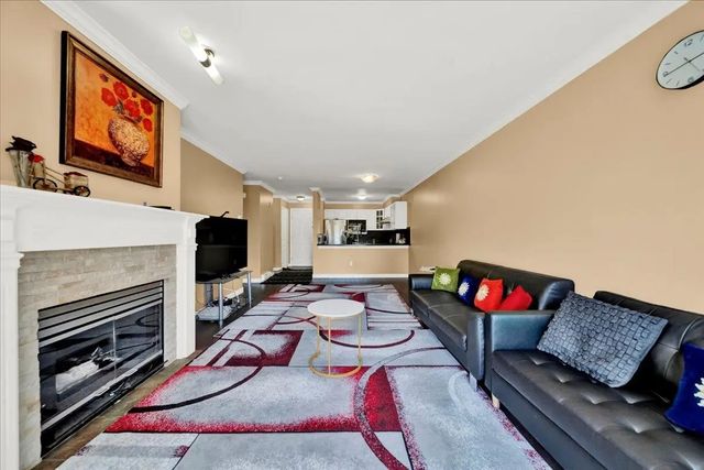 15130 108 Avenue 210, Surrey