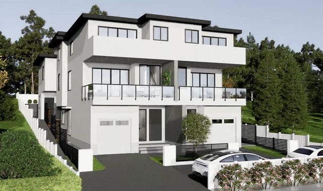 1362 Phillips Avenue 4, Burnaby