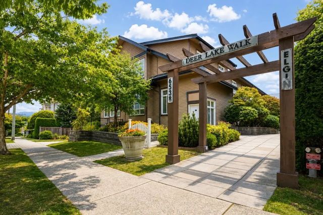 6538 Elgin Avenue 12, Burnaby