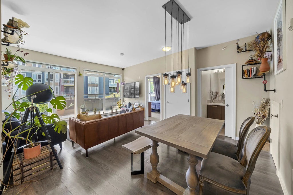 20 E Royal Avenue 404, New Westminster