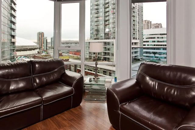 788 Hamilton Street 1706, Vancouver