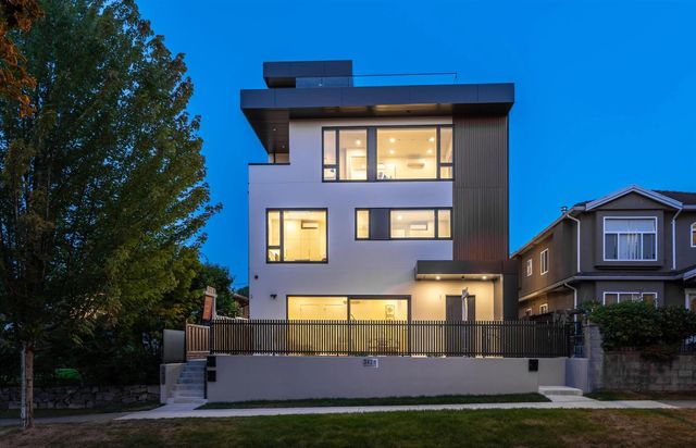 3428 Mons Drive 1, Vancouver