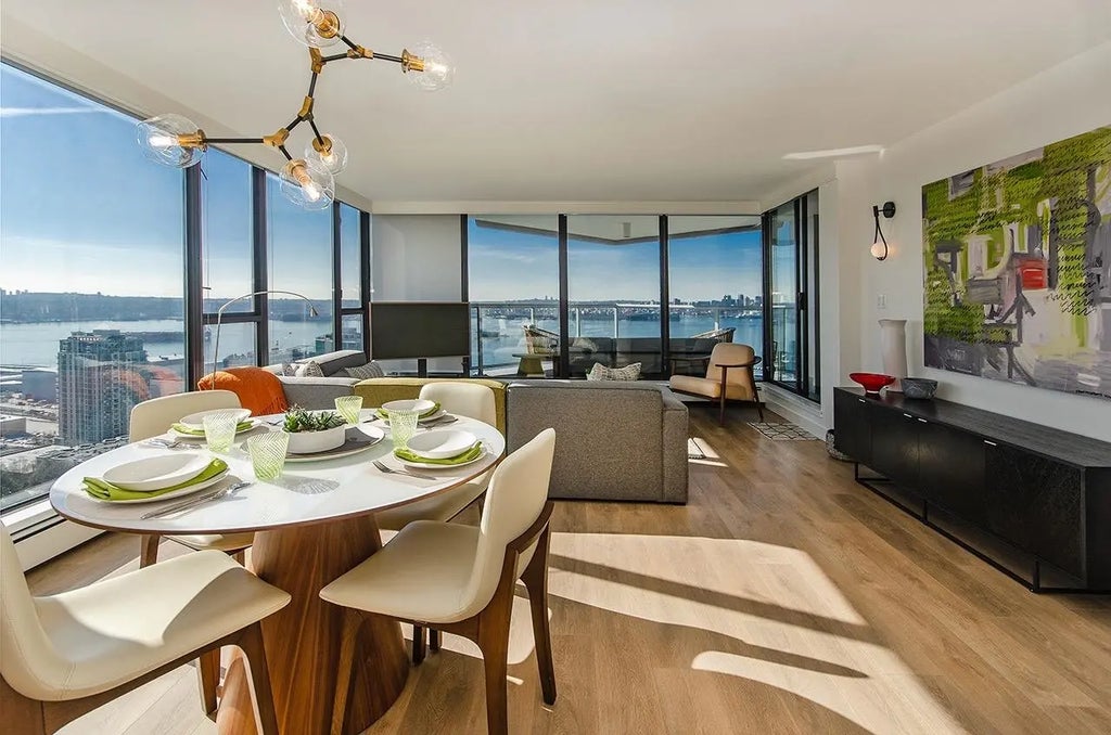 120 W 2nd Street 2601, North Vancouver