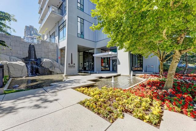 1178 Heffley Crescent 1706, Coquitlam
