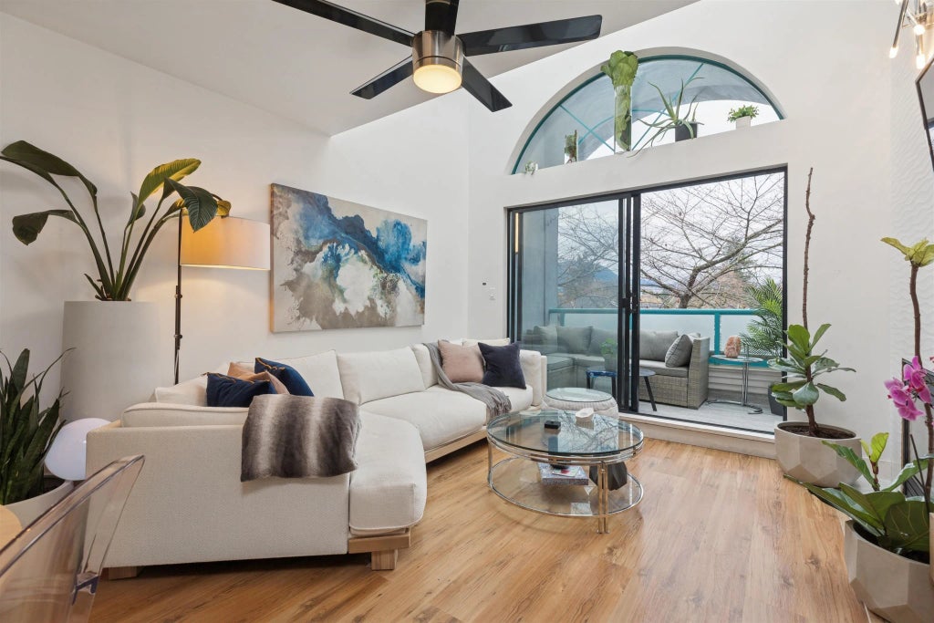 1966 Coquitlam Avenue 300, Port Coquitlam