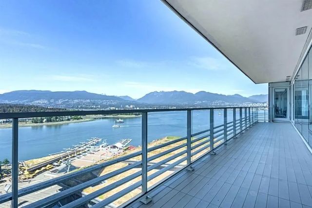 1011 W Cordova Street 230x, Vancouver
