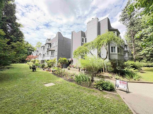 9880 Manchester Drive 312, Burnaby