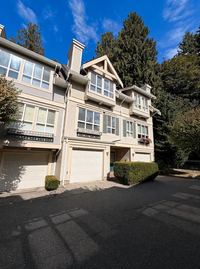 8844 208 Street 90, Langley