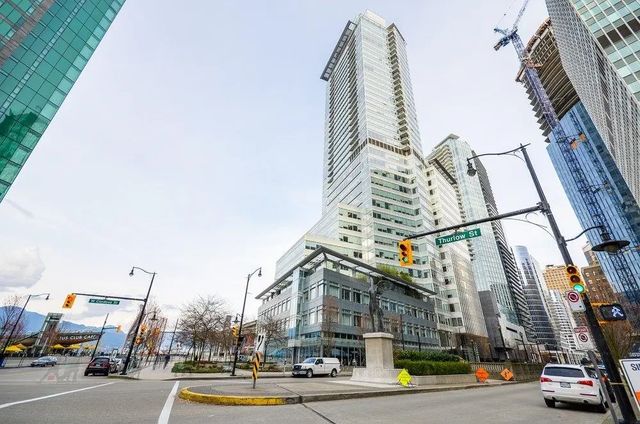 1077 W Cordova Street 3304, Vancouver