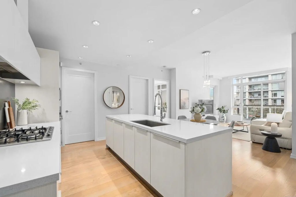 1625 Manitoba Street 302, Vancouver