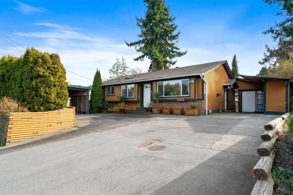 12546 96 Avenue, Surrey