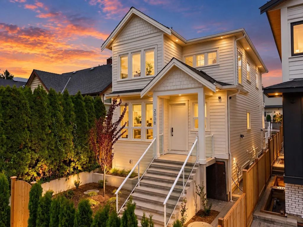 2008 Westview Drive, North Vancouver