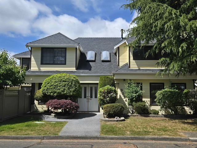 9224 Evancio Crescent, Richmond
